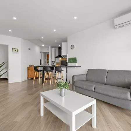 Apartment Le Mistral By Sur La *